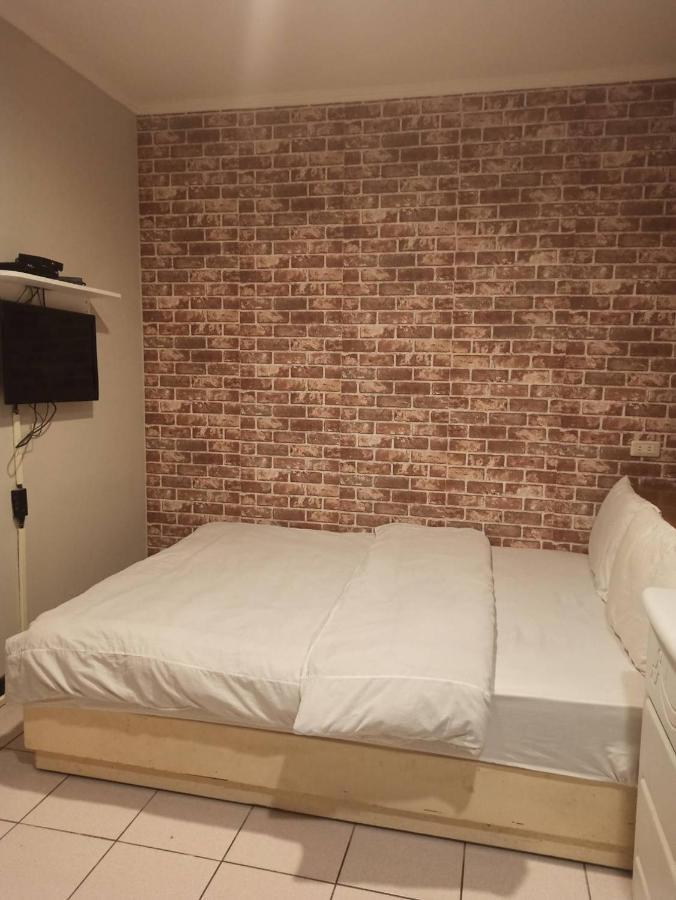 Hua Bin Hotel Yilan Ngoại thất bức ảnh