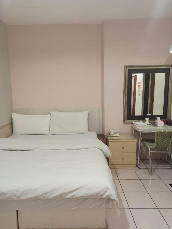 Hua Bin Hotel Yilan Ngoại thất bức ảnh
